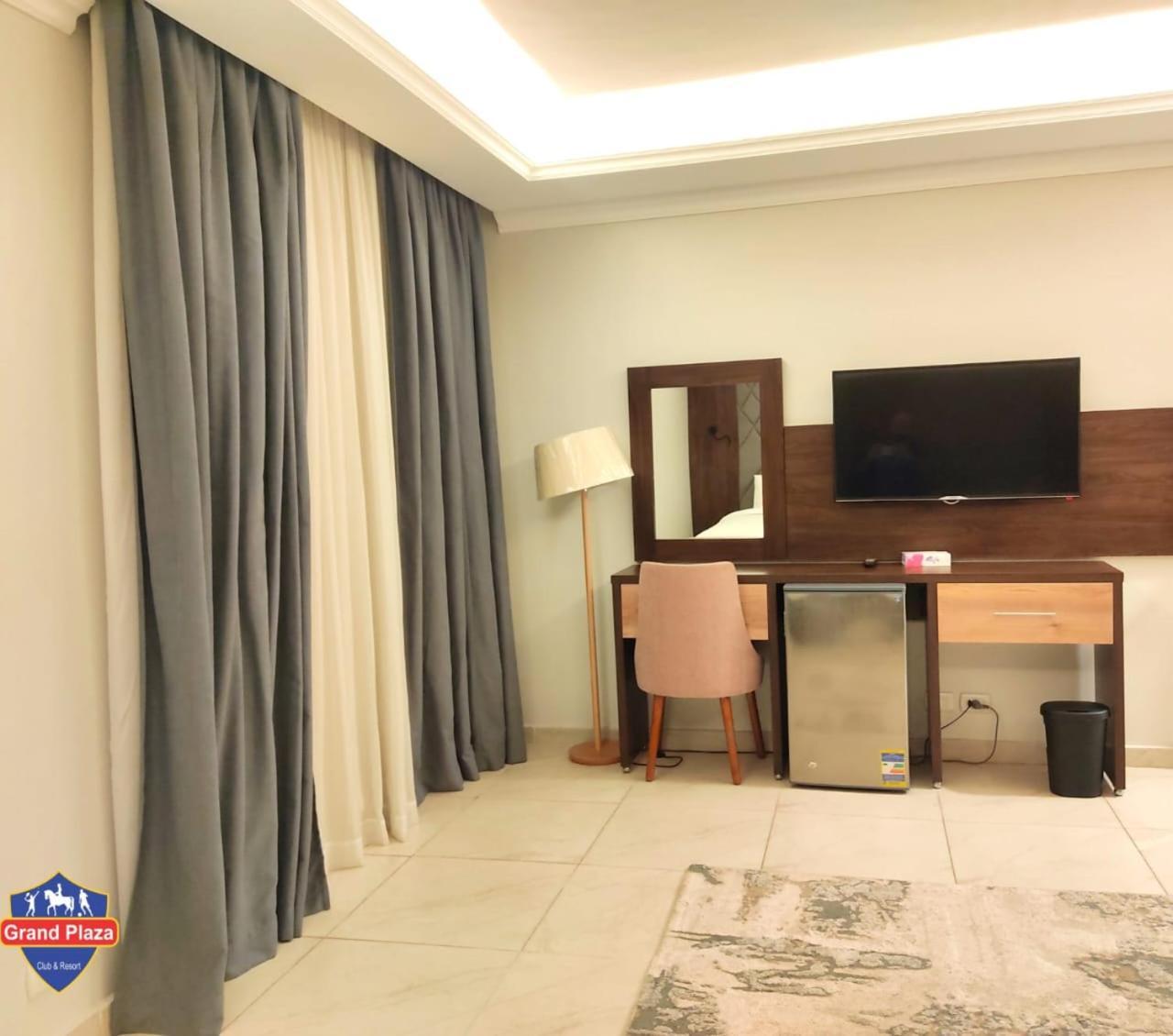 Grand Plaza Sheikh Zayed Hotel Kafr Abu 'umaydah Bagian luar foto